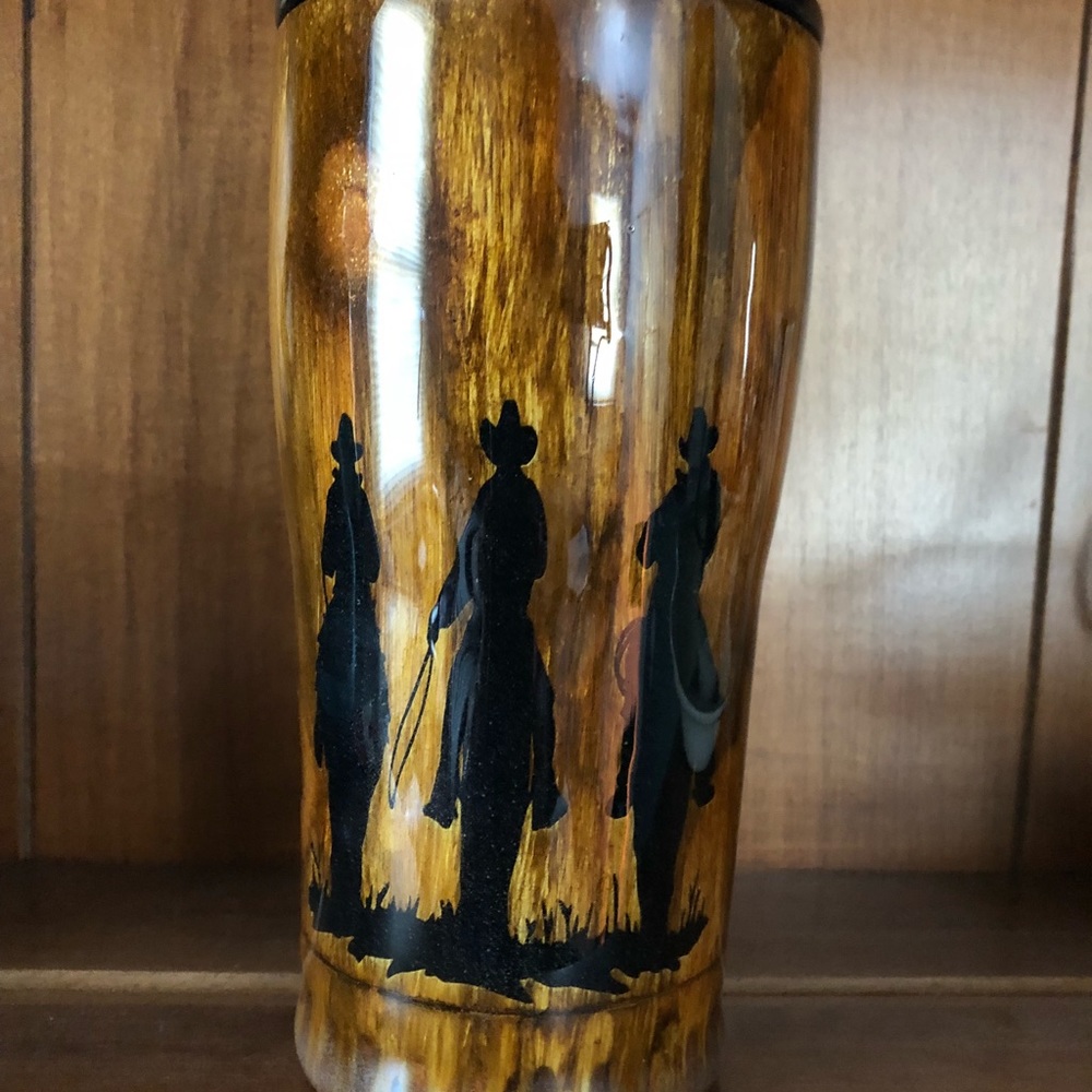 Custom cups - Picture 5 of 8